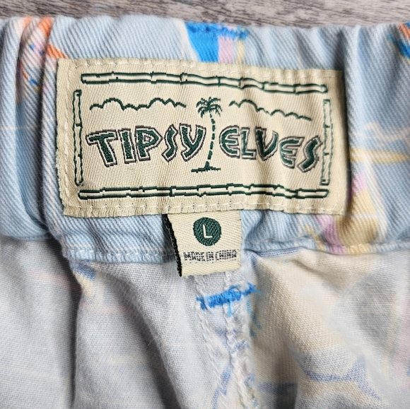 Tipsy Elves Men's Shorts Large - Picture 4 of 8